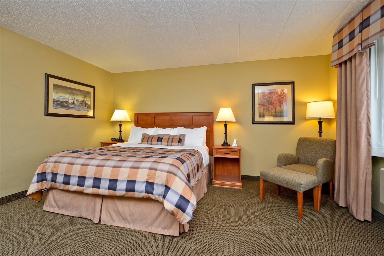 Best Western Derby Inn Eagle River Exterior foto